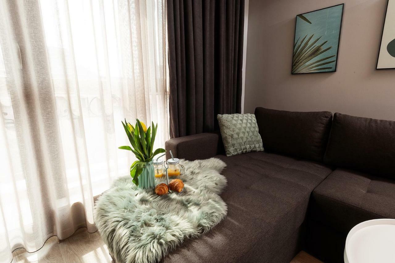 к's Living With Free Parking Apartment